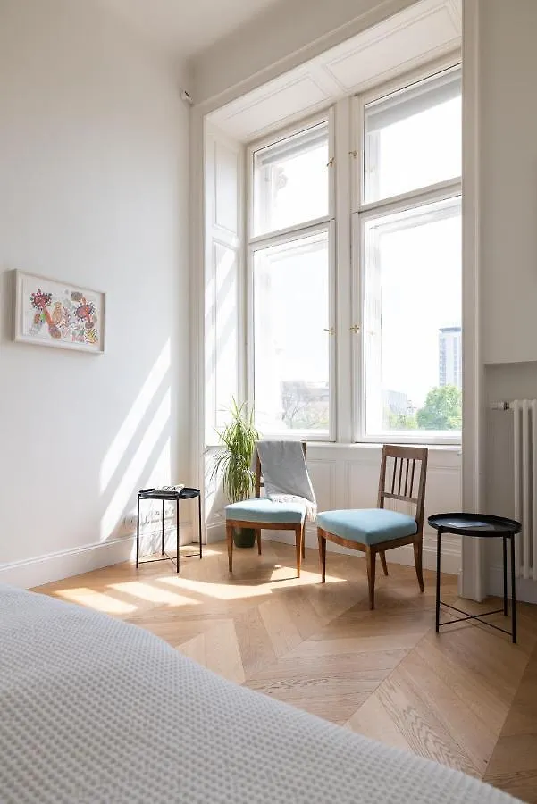 Stunning Apartment In City Center Vienna