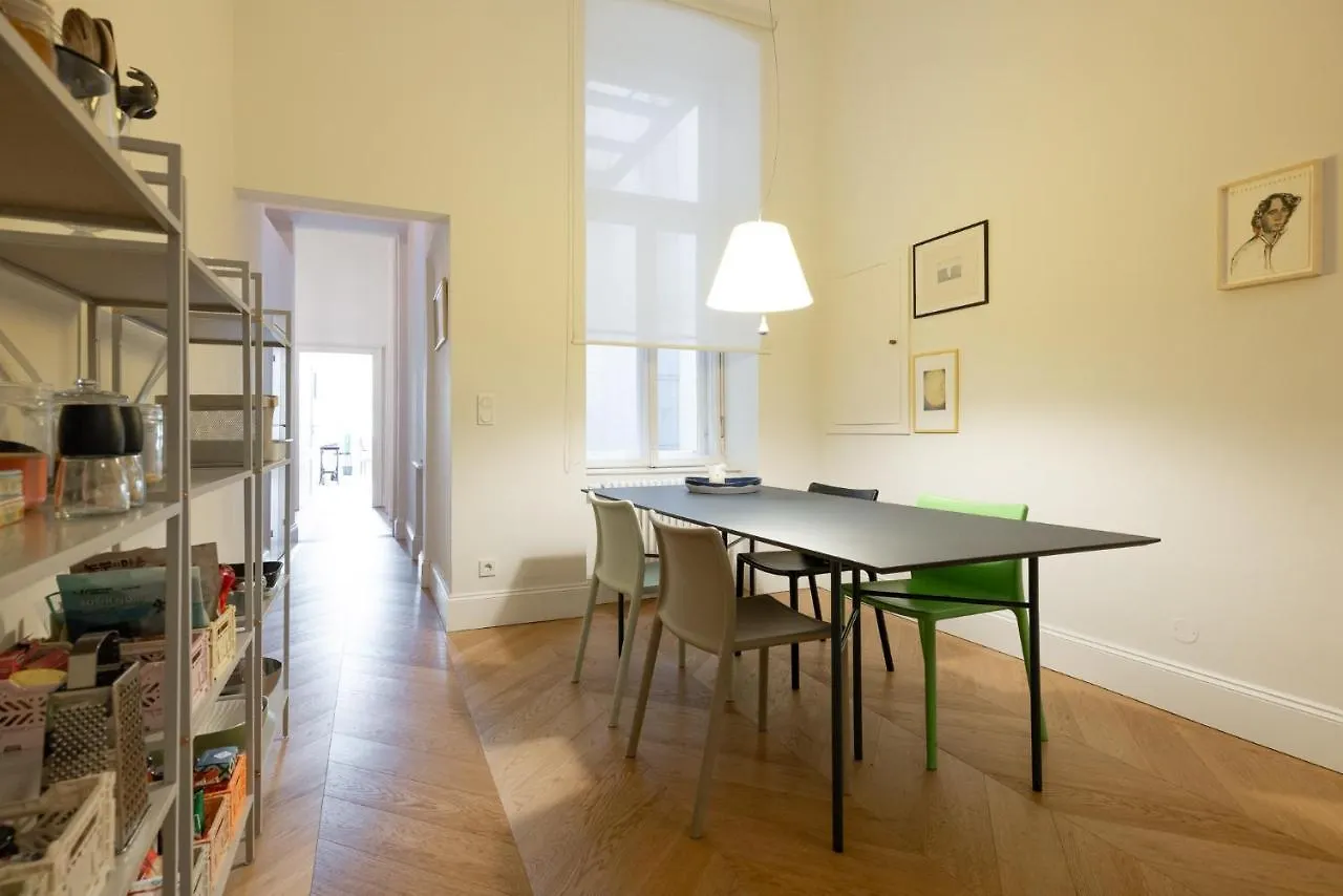 Stunning Apartment In City Center Vienna Austria